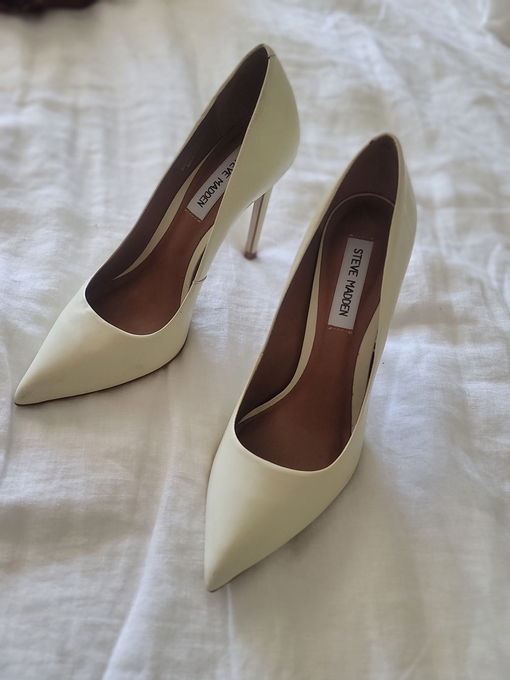 Like New Steve Madden Proto Cream Pointed-Toe Stiletto Pumps 8 Bridal